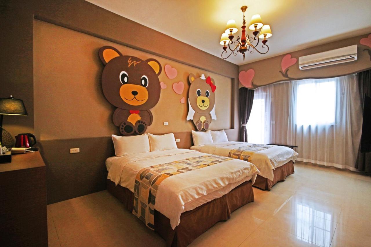 Fun Trip - Little Castle & Oscar B&B T'ai-tung Zewnętrze zdjęcie